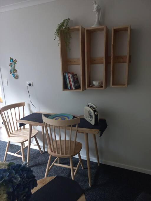 Apartamento Cozy Is The Word Tauranga Exterior foto